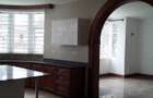 5 Bed Townhouse with En Suite in Rosslyn - 13