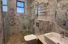 3 Bed Apartment with En Suite in Brookside - 5