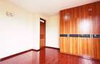 2 Bed Apartment with En Suite at Hendred Avenue - 5