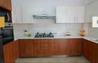 3 Bed Apartment with En Suite in Kilimani - 16