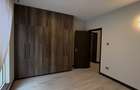 3 Bed Apartment with En Suite at Riverside Drive - 9