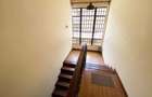 5 Bed Townhouse with En Suite in Spring Valley - 14