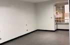 3 Bed Apartment with Swimming Pool in Riverside - 6
