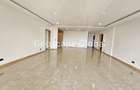 4 Bed Apartment with En Suite in Spring Valley - 2