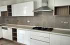 4 Bed Townhouse with En Suite in Lavington - 4