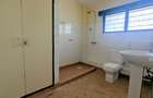 4 Bed House with En Suite at 3Rd Avenue - 10