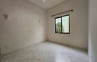 3 Bed House with En Suite in Runda - 12