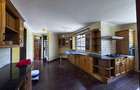 5 Bed Townhouse with En Suite in Runda - 3