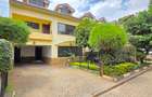 5 Bed Townhouse with En Suite at Gitanga Road - 1