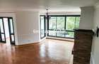 4 Bed House with En Suite in Spring Valley - 3