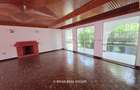 5 Bed House with Garden in Runda - 13