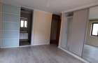 5 Bed Townhouse with En Suite in Lavington - 7