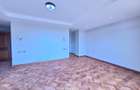 4 Bed Apartment with En Suite at Riverside Drive - 13