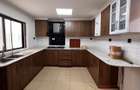 4 Bed Townhouse with En Suite in Kileleshwa - 12