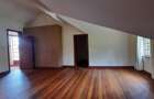 5 Bed Townhouse with En Suite at Lavington - 17