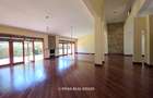5 Bed House with Swimming Pool in Runda - 3