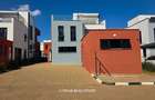 4 Bed Townhouse with Swimming Pool in Membley - 1