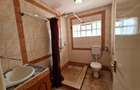 5 Bed Townhouse with En Suite at Westlands - 15