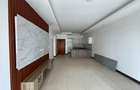 2 Bed Apartment with En Suite in Hurlingham - 8