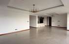 3 Bed Apartment with En Suite in Riverside - 5