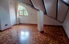 4 Bed Townhouse with En Suite in Lavington - 12