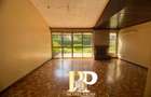 3 Bed Townhouse with Garden in Brookside - 3