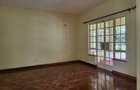 5 Bed Townhouse with En Suite in Rosslyn - 17