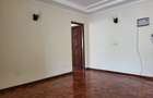 4 Bed Townhouse with En Suite in Kitisuru - 19