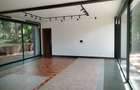 4 Bed House with En Suite at Hill View - 5