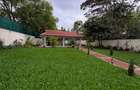 7 Bed House with En Suite in Runda - 1