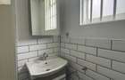 5 Bed House with En Suite in Nyari - 17