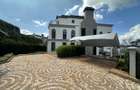 5 Bed Villa with En Suite in Loresho - 20