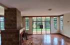 5 Bed Townhouse with En Suite at Rosslyn Garden - 3
