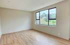 5 Bed Townhouse with En Suite at Lavington Green - 10