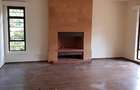 4 Bed Villa with En Suite at Rosslyn Lone Tree - 16