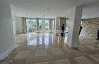 3 Bed Apartment with En Suite in Riverside - 4