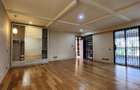 5 Bed House with En Suite at Hardy Area - 10