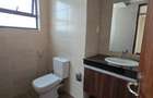 4 Bed Apartment with En Suite in Parklands - 12