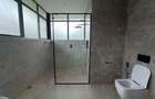 5 Bed Villa with En Suite in Nyari - 16
