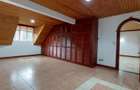 5 Bed Townhouse with En Suite in Rosslyn - 2