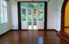 5 Bed Villa with En Suite in Rosslyn - 4