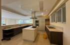 3 Bed Apartment with En Suite in Riverside - 3