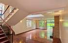 4 Bed Townhouse with En Suite at Lavington - 16