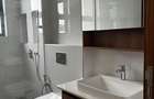 4 Bed Apartment with En Suite at Riverside Drive - 15