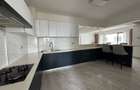 4 Bed Apartment with En Suite at Valley Arcade - 8