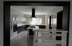 3 Bed Apartment with En Suite at Riverside Drive - 12