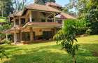 5 Bed Townhouse with En Suite in Rosslyn - 1