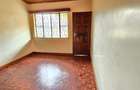4 Bed House with En Suite in Lavington - 11