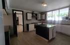 5 Bed Townhouse with En Suite in Lavington - 3