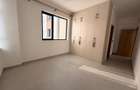 3 Bed Apartment with Gym in Brookside - 6